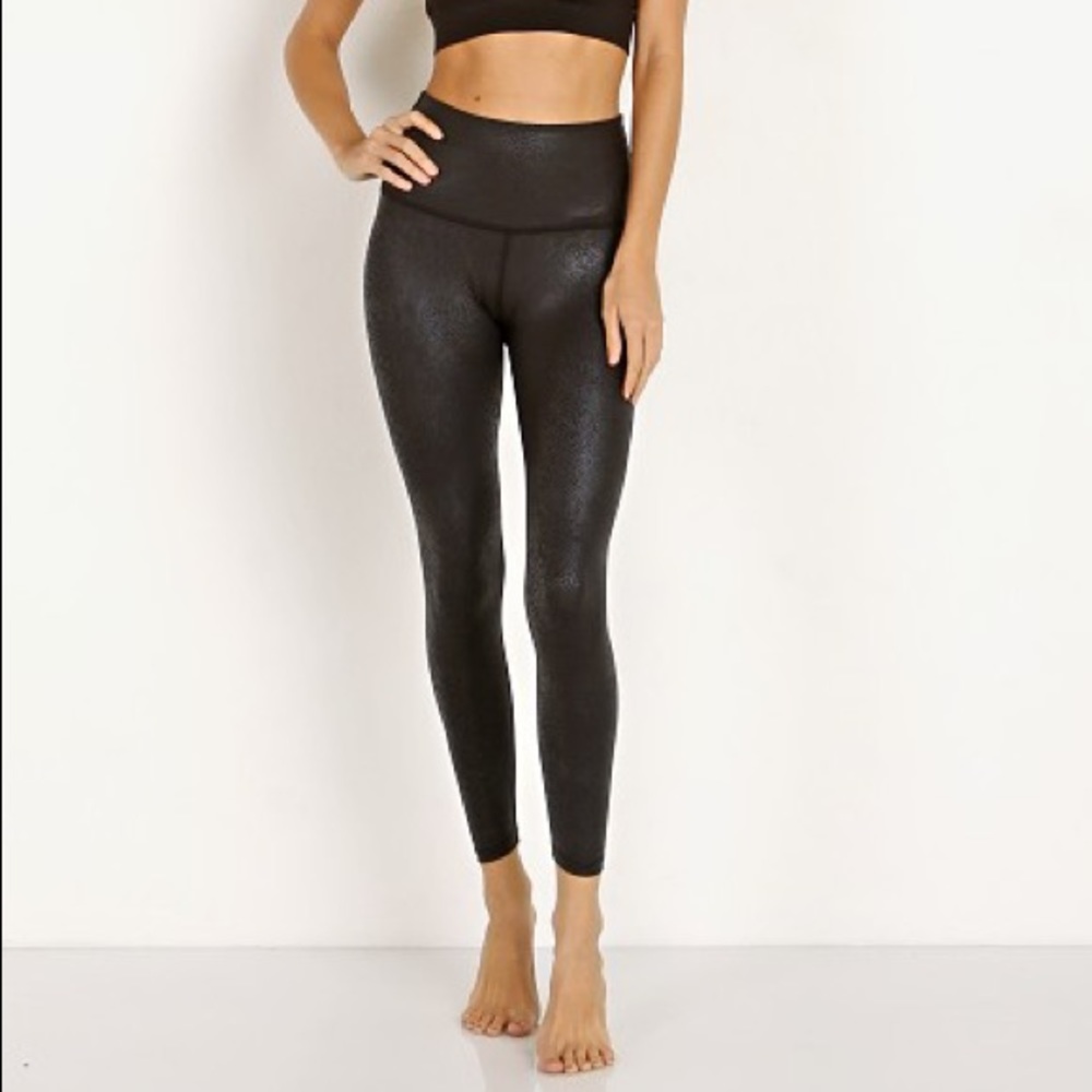 Viper High Waisted Midi Legging